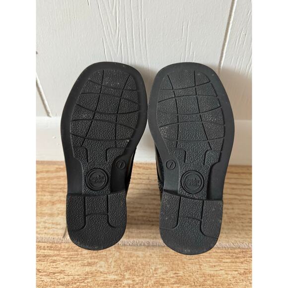 Toddler Boy 3-Pair Shoe Bundle: Dress Shoes, Clogs and Sandals, Size 7/8 - Picture 3 of 8